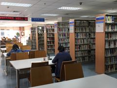 -南山图书馆(常兴路店)