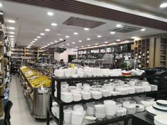 -万润国际酒店用品市场(曹安国际商城店)
