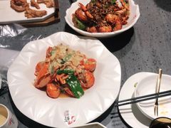 蒜香小龙虾-虾胡闹龙虾馆(湄南河店)