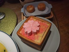 -蜜桃餐厅·伴山(湖滨商业街店)