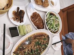 -梅利汴京烤鸭•开封豫菜地标店(铁北街店)