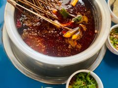 -牛华周记麻辣烫起源店