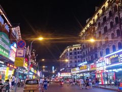 -张公桥美食街