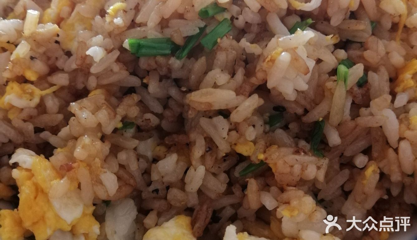 懒人必备简单易做的最家常口味------蛋炒饭！