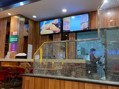 大堂-尊宝比萨(较场口店)