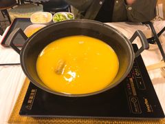 -鲜入围煮花胶鸡海鲜火锅