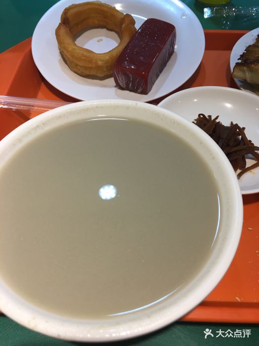 豆汁 焦圈儿 咸菜丝