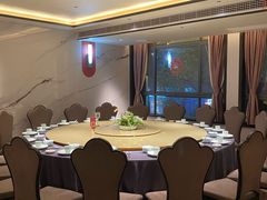 -湘知湘味(岳麓山店)