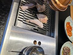 -臻牛烤肉