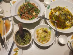 -绿草地·湘菜(7mall店)