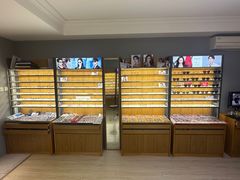 -优医视平价眼镜蔡司依视路折扣工厂店(德胜门店)