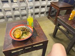 -方铲铲·成都板凳面(滨江银泰店)