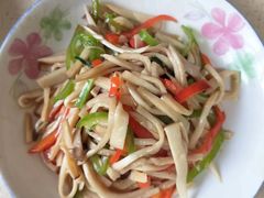 -鲸育宝宝月嫂(徐汇店)