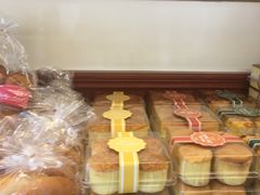 -红宝石·鲜奶小方·海派西点房(南丹店)