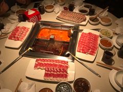 -海底捞火锅鲜切牛肉主题店(长寿路店)