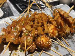 -卞二小串·鹤岗烧烤·坑烤(永定路店)