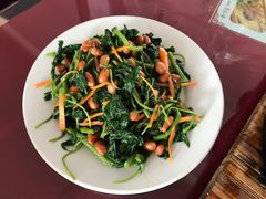 -北京龙庆四季香农家饭庄·灶台鱼·碳烤虹鳟鱼(龙庆峡店)