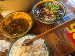 -拈签一笑黄牛肉辣卤串串