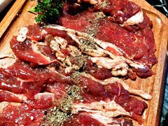 -热火朝天鲜切牛肉火锅(南强街巷店)