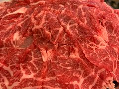 安格斯牛肉-鲜入围煮花胶鸡海鲜火锅