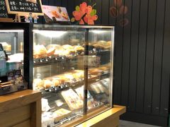 面包甜点陈列柜-星巴克(长沙乐和城门店)