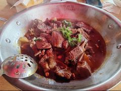 -大众跷脚牛肉馆·非遗传承单位(峨眉山店)