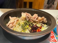 -云海肴·汽锅鸡·云南菜(天山百盛优客店)