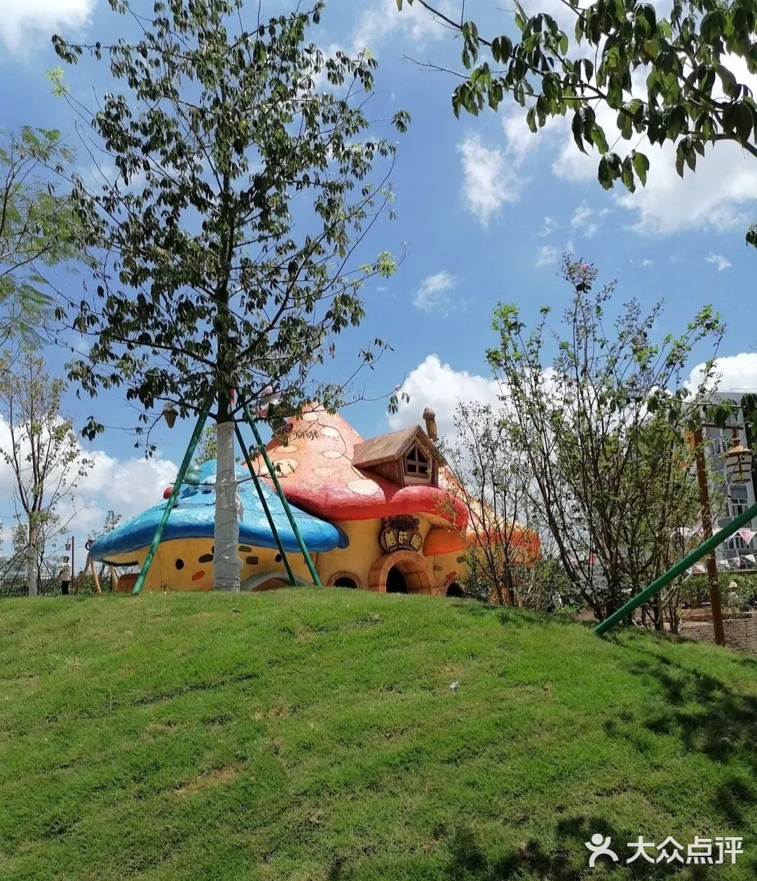 泥巴营地，夏天带孩子到这来遛一遛[调皮]