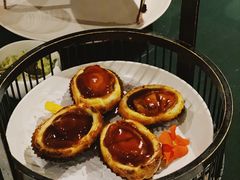 一口鲍鱼酥-三号黄浦会Canton Table