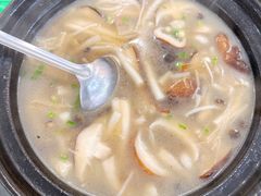 野生菌菇汤-徽州美食(三十年老店)