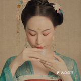 西湖边的国风写真