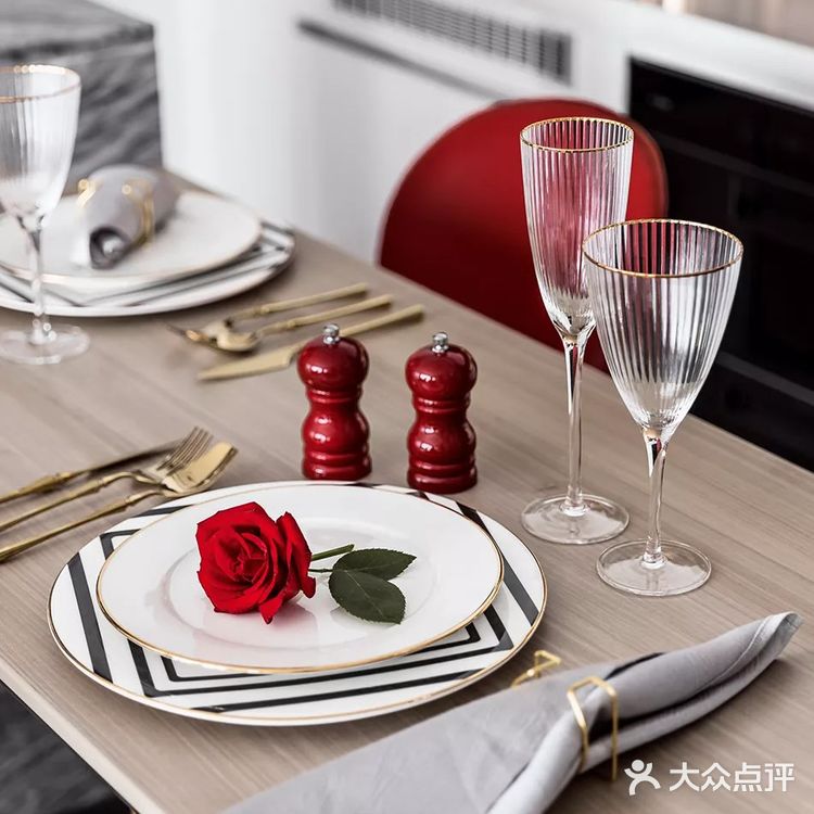 🔴家装与红玫瑰的色彩搭配🔴