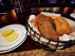 -Wolfgang’s Steakhouse 沃夫冈牛排馆(上海白玉兰广场店)