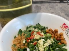 -忘情水鱼头·鲜鱼火锅(滨江中路店)