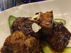 文火小牛肉-河畔春天时尚餐厅