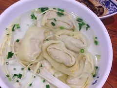 -周素珍湖州大馄饨(直戒坛寺巷店)