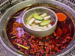 菌香鸳鸯锅-晓宇重庆火锅(赛格国际购物中心店)