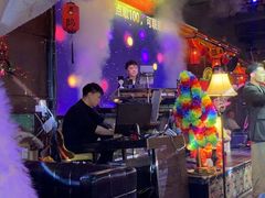-喜鹊音乐酒馆(西街店)
