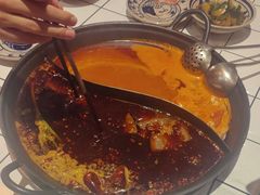 -旧街市鲜货老火锅(大光路店)