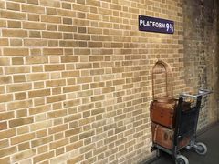 -九又四分之三站台