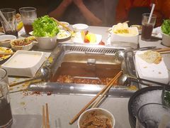 -海底捞火锅鲜切牛肉主题店(长寿路店)