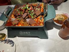 -渝是乎川渝小炒(新世界百货望京店)