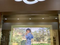-UGG(燕莎奥特莱斯购物中心店)