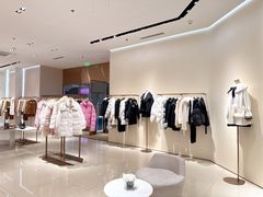 -王府井奥莱临潼小镇(临潼店)