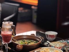 -海派悦庭·海胆烧麦·新融合菜(凯德广场店)