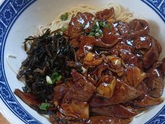 蛤蜊猪肝拌面+虎皮蛋-沪西老弄堂面馆(定西路店)