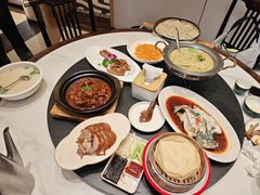 -梅利汴京烤鸭•开封豫菜地标店(东司门店)