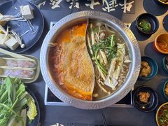 -牛武士寿喜烧·和牛火锅自助(全球首店)