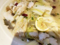 -乐达酸菜鱼面(山师东路店)
