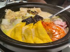 三鲜砂锅-滩外滩·本帮江浙菜(新天地店)